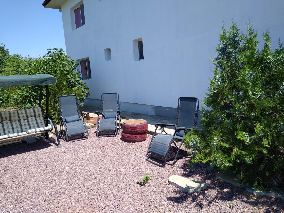 Hotel Casa Doina Douăzeci şi Trei August Esterno foto